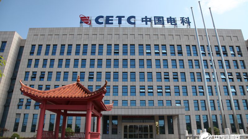 汽车电子代工厂家的技术实力是选择的重要标准。技术实力包括但不限于：