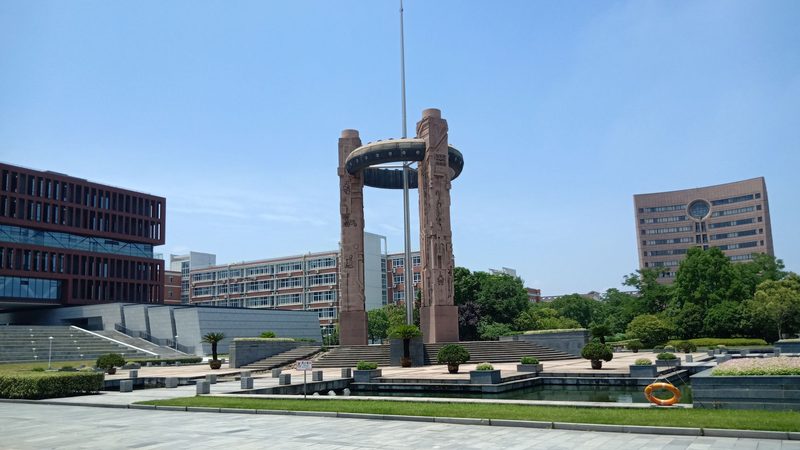 电子科技公司代理返点标准解析：如何合理规避风险**